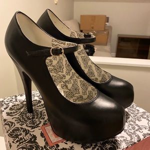 Pleaser Bordello Teeze-07 platform heels